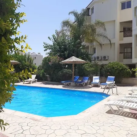 Oneiro 2-bedroom Pool View In - See Cyprus Holiday Homes Appartamento Paphos